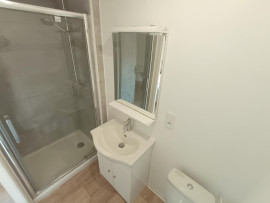 
                                                                                        Location
                                                                                         Studio meublé tout inclus St-Roch
