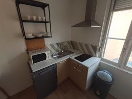 
                                                                                        Location
                                                                                         Studio meublé tout inclus St-Roch