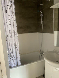 
                                                                                        Location
                                                                                         Studio meublé vieux Lille