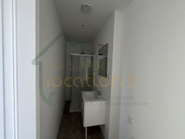 
                                                                                        Location
                                                                                         STUDIO NEUF DANS RESIDENCE EXCEPTIONNELLE AVEC ESPACE EXTERIEUR