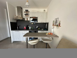 Vente
Studio NICE ST ISIDORE