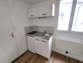 
                                                                                        Location
                                                                                         Studio Orléans