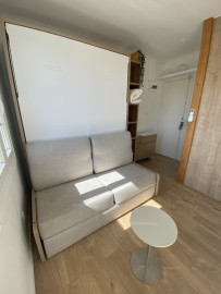 
                                                                                        Location
                                                                                         Studio Paradis