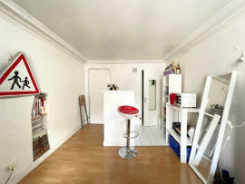 
                                                                                        Location
                                                                                         Studio Paris 10ème