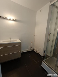 
                                                                                        Location
                                                                                         Studio Paris 19ème Métro Laumière