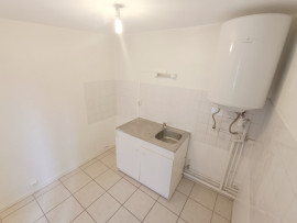 Location
Studio pratique – Gare à 2 pas