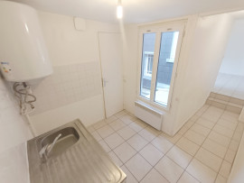 Location
Studio pratique – Gare à 2 pas