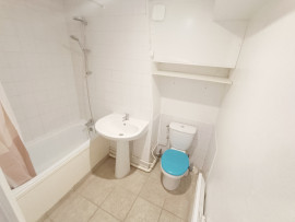 Location
Studio pratique – Gare à 2 pas
