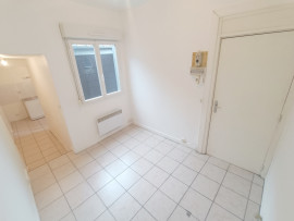 Location
Studio pratique – Gare à 2 pas