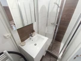 
                                                                                        Location
                                                                                         Studio prêt à vivre