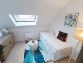 
                                                                                        Location
                                                                                         Studio prêt à vivre