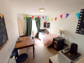 
                                                                                        Vente
                                                                                         Studio proche Campus Citadelle