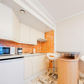 
                                                                                        Location
                                                                                         Studio proche Promenade