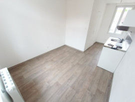 
                                                                                        Location
                                                                                         Studio quartier Saint Pierre Amiens 16m2