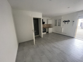 Location
STUDIO RENOVE A NEUF