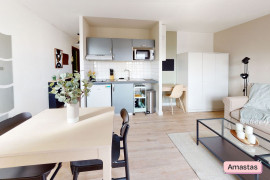 Location
Studio rénové avec balcon Soulas