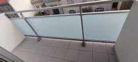 
                                                                                        Location
                                                                                         Studio rénové Barrière Judaique, balcon