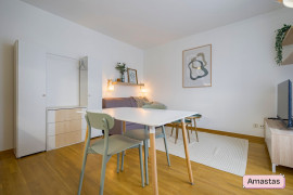 Location
Studio rénové et meublé