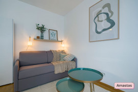 Location
Studio rénové et meublé