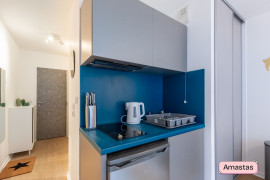 Location
Studio rénové et meublé avec goût