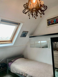 
                                                                                        Location
                                                                                         Studio Saint Augustin Paris 8e