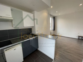 Location
Studio SAINT QUENTIN
