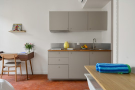 
                                                                                        Location
                                                                                         Studios 20m²