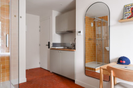 
                                                                                        Location
                                                                                         Studios 20m²