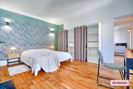 
                                                                                        Location
                                                                                         Sublime appartement 2 pièces rue Lafayette - Paris