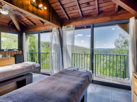 Vente
SUD EST – PROPRIETE D’EXCEPTION – HOTELLERIE DE LUXE 4* SPA 1.2HA