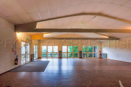 Vente
SUD-OUEST COMPLEXE EVENEMENTIEL 21 HA