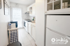 
                                                                                        Vente
                                                                                         Superbe 2 pièces avec grande terrasse