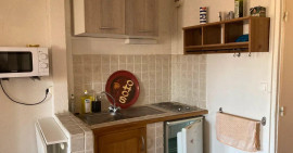 
                                                                                        Location
                                                                                         Superbe 2P dans le centre historique d'Aix