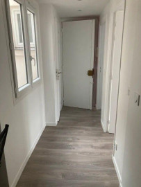 
                                                                                        Location
                                                                                         Superbe 2P meublé 35m² refait à neuf Trinité