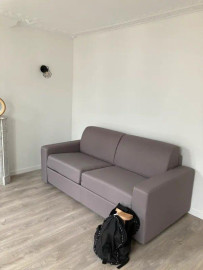 
                                                                                        Location
                                                                                         Superbe 2P meublé 35m² refait à neuf Trinité