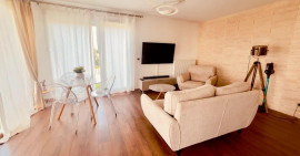 
                                                                                        Location
                                                                                         Superbe 2P meublé 63m² avec terrasse panoramique