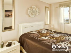 
                                                                                        Vente
                                                                                         Superbe 3 pièces  vue mer, terrasse, garage