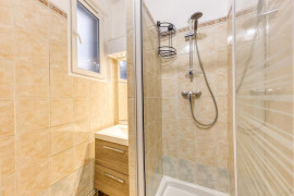 
                                                                                        Location
                                                                                         Superbe 3P meublé 40m² au calme