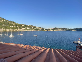 Vente
Superbe appartement esprit loft de 100 m² au coeur de la vieille ville de Villefranche