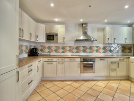 Vente
Superbe appartement esprit loft de 100 m² au coeur de la vieille ville de Villefranche