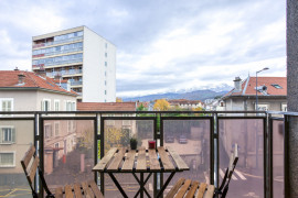 
                                                                                        Colocation
                                                                                         Superbe colocation de 3 chambres à Grenoble