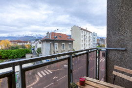 
                                                                                        Colocation
                                                                                         Superbe colocation de 3 chambres à Grenoble