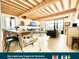 
                                                                                        Vente
                                                                                         Superbe corps de ferme rénové de 352 m² sur  1393 m² de terrain