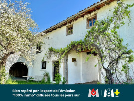 
                                                                                        Vente
                                                                                         Superbe corps de ferme rénové de 352 m² sur  1393 m² de terrain