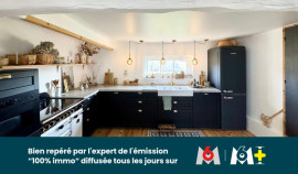 
                                                                                        Vente
                                                                                         Superbe corps de ferme rénové de 352 m² sur  1393 m² de terrain