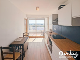 
                                                                                        Vente
                                                                                         Superbe F4 avec Vue Panoramique, Piscine