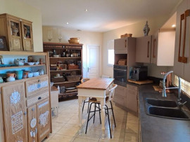 Vente
Superbe Maison à15min de la plage jouxtant Pézenas