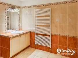 Vente
Superbe Maison à15min de la plage jouxtant Pézenas
