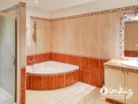 Vente
Superbe Maison à15min de la plage jouxtant Pézenas