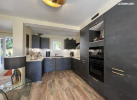 
                                                                                        Vente
                                                                                         Superbe maison Cannes limite Roquette
